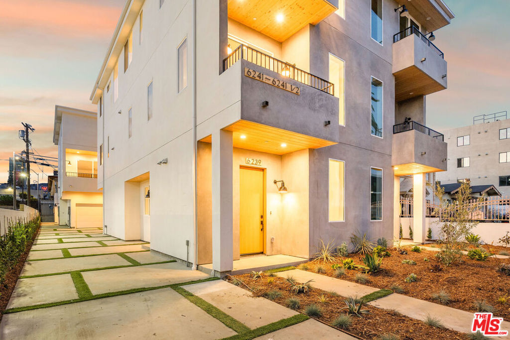 main property photo 21