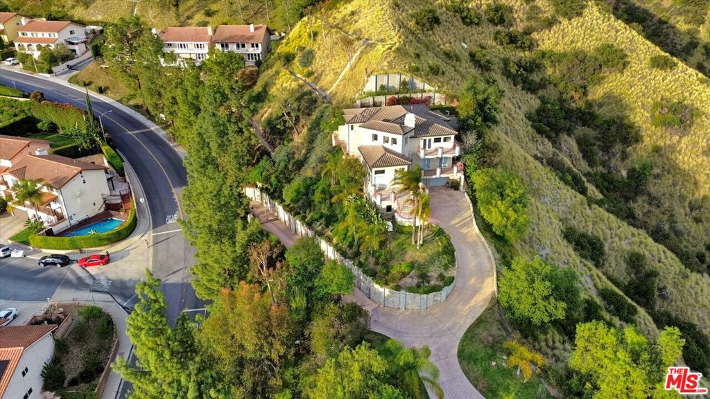 main property photo 60