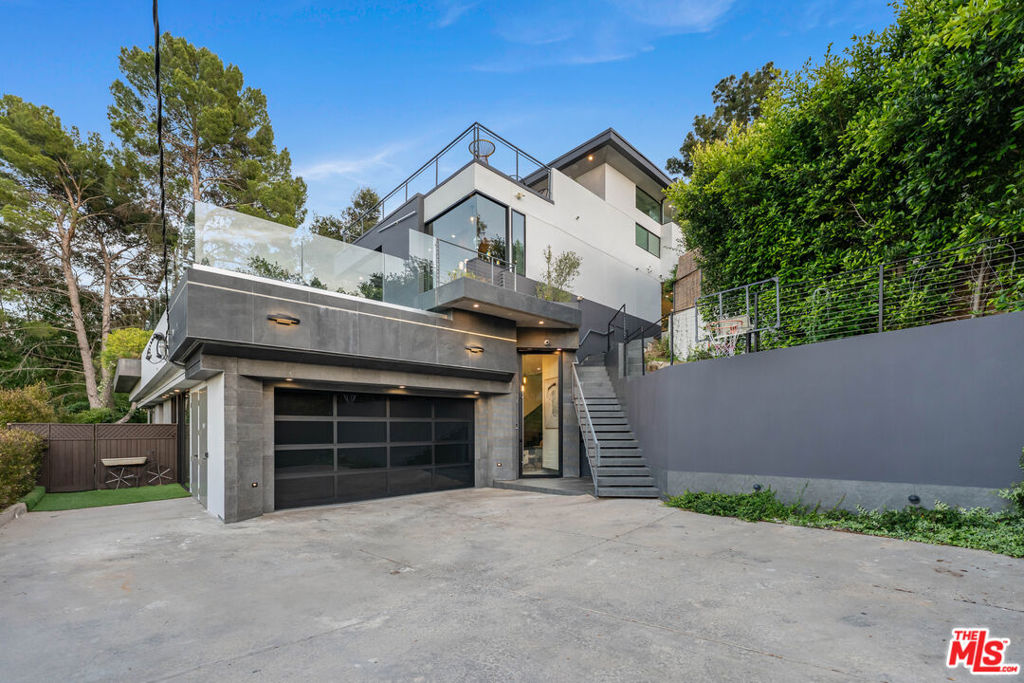 main property photo 69