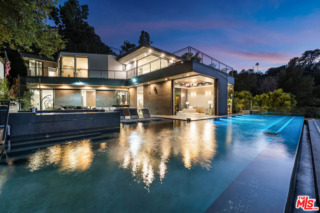 main property photo 74