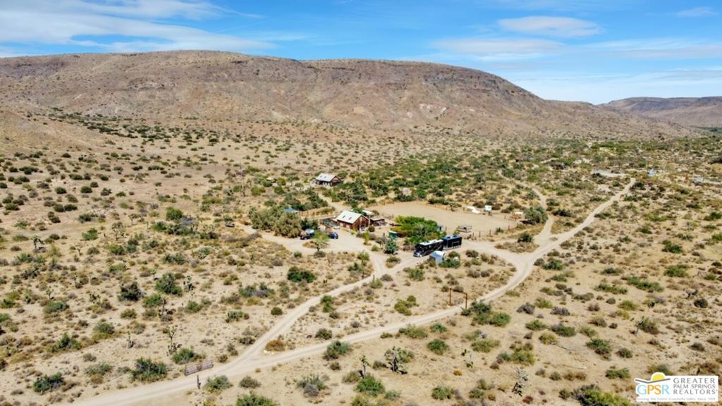 main property photo 43