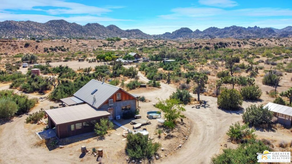 main property photo 7