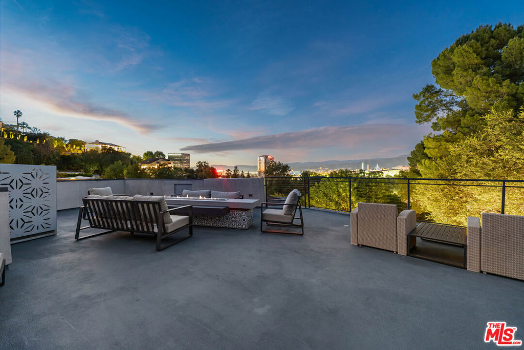 main property photo 64
