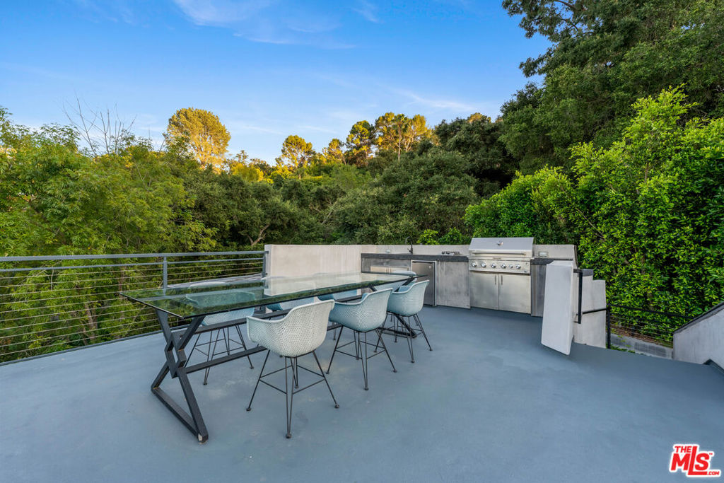 main property photo 65
