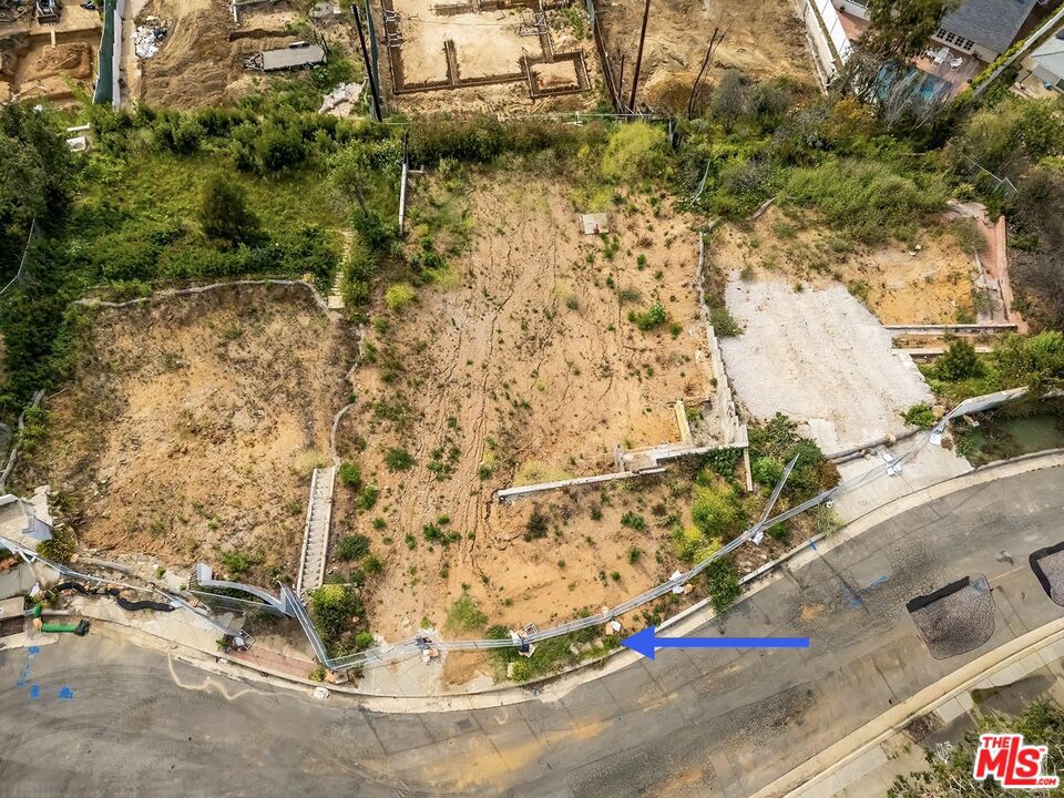 main property photo 14