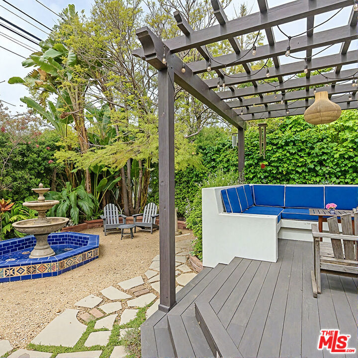 main property photo 16