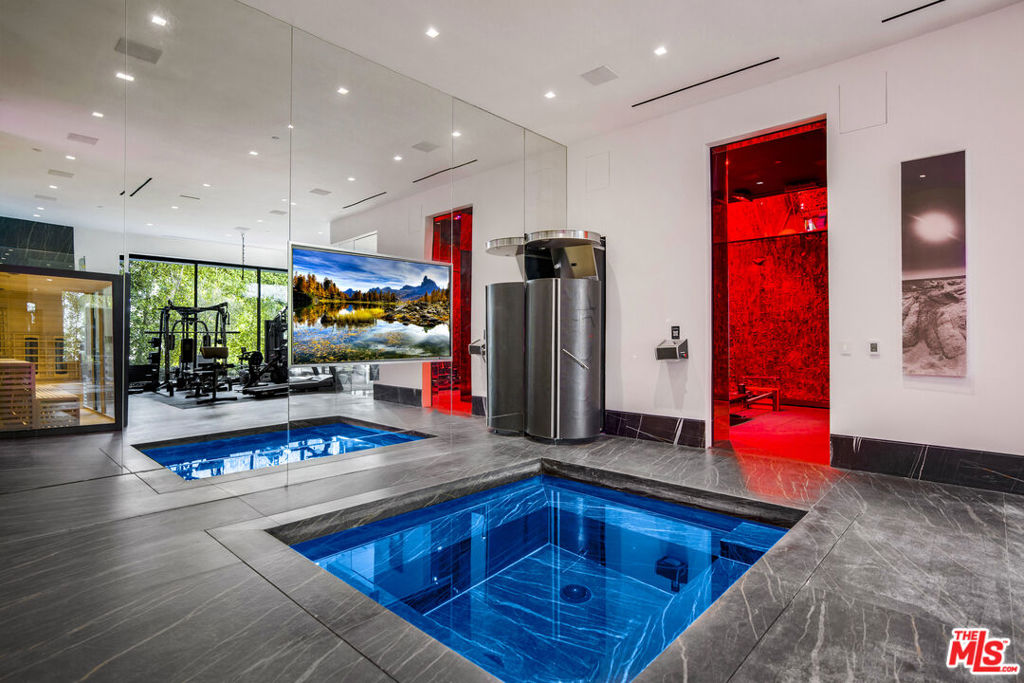 main property photo 64