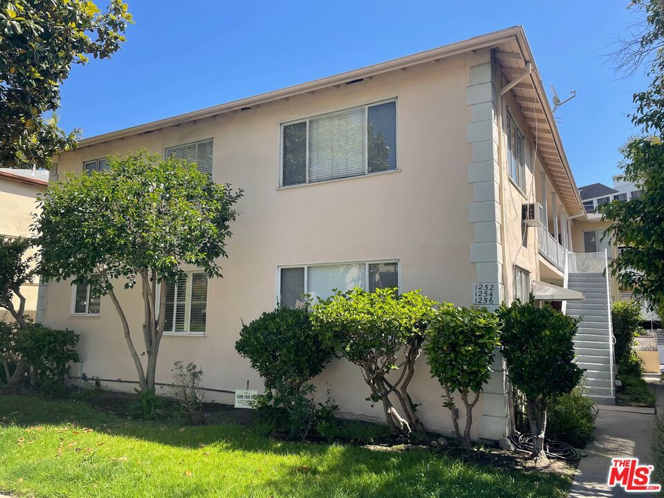 main property photo 6
