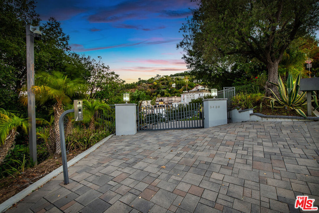 main property photo 56
