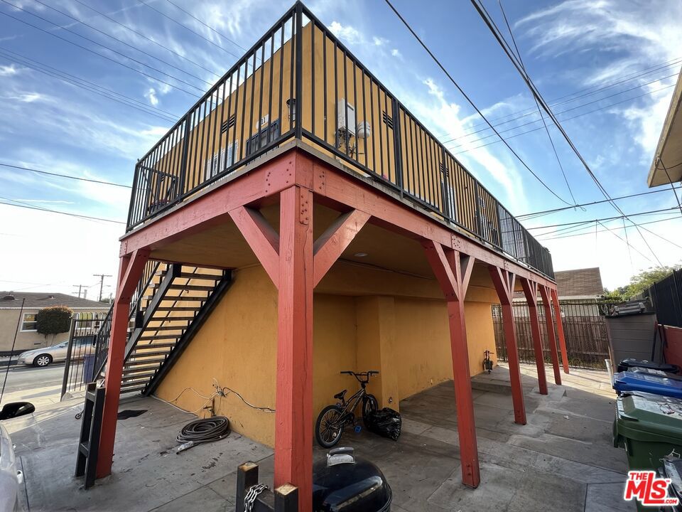 main property photo 16