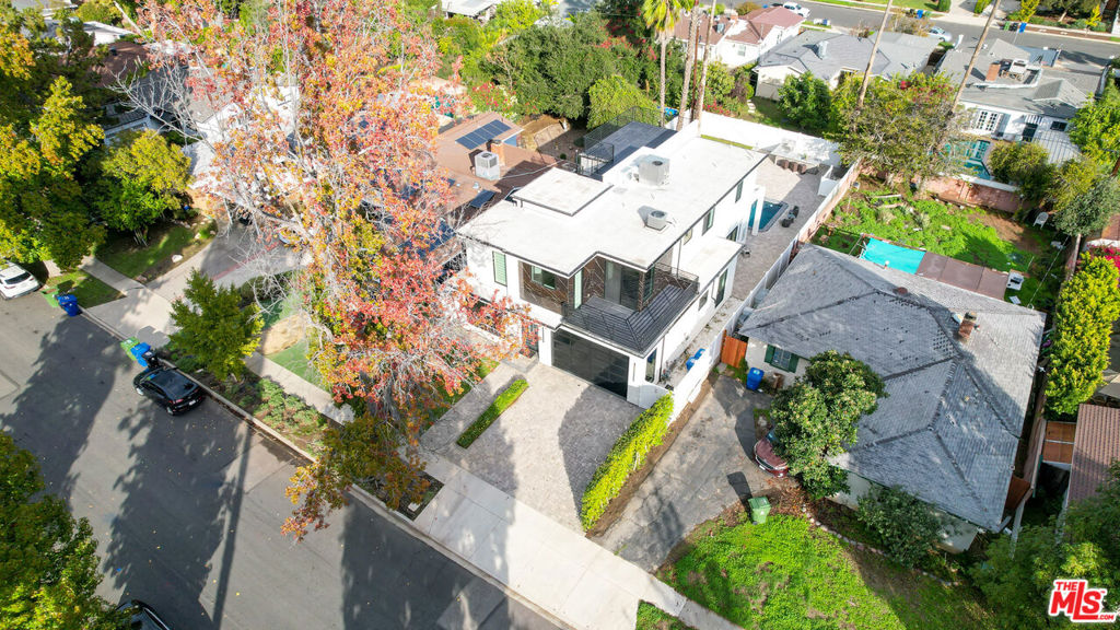 main property photo 67