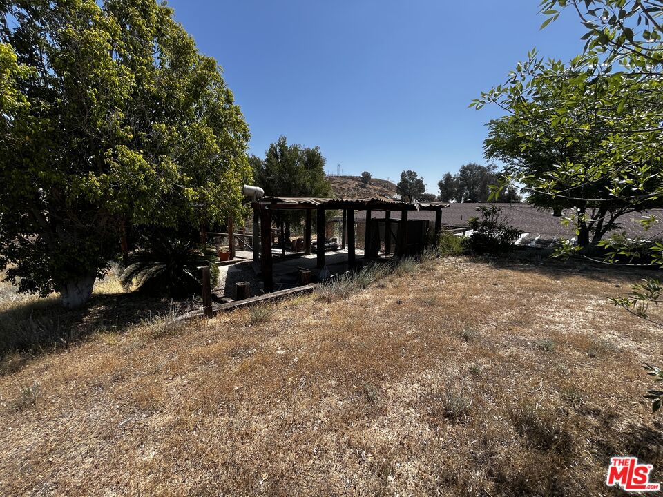 main property photo 37