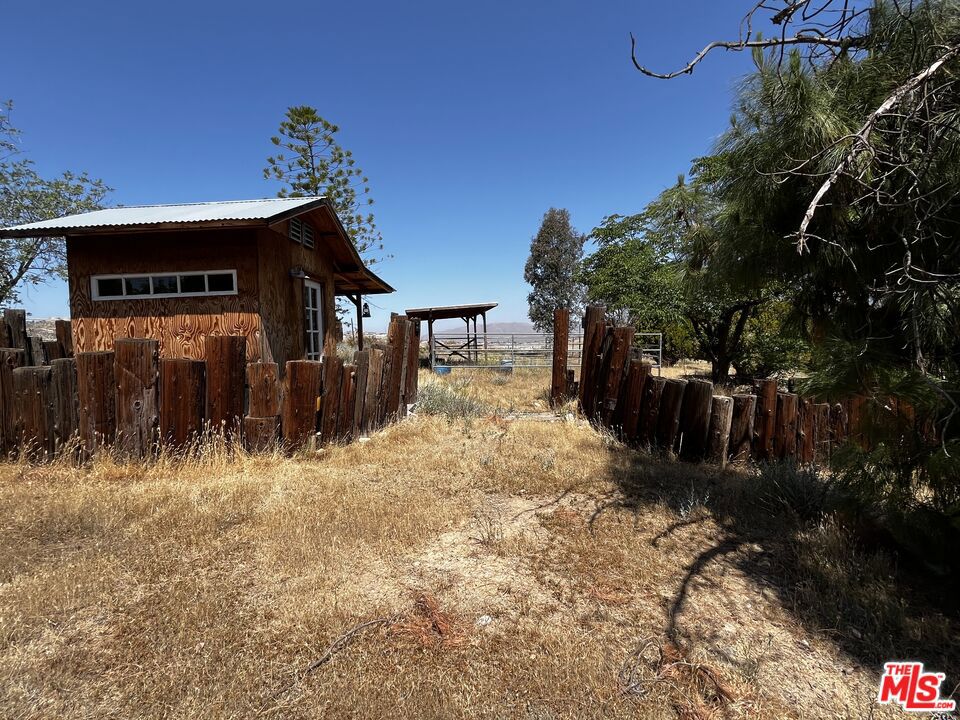 main property photo 41