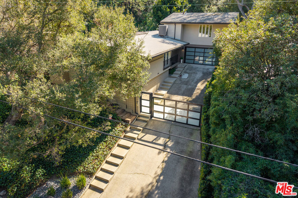 main property photo 60
