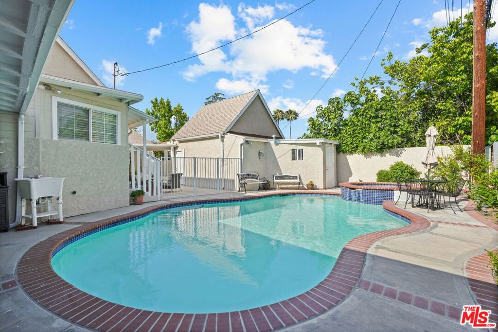 main property photo 44