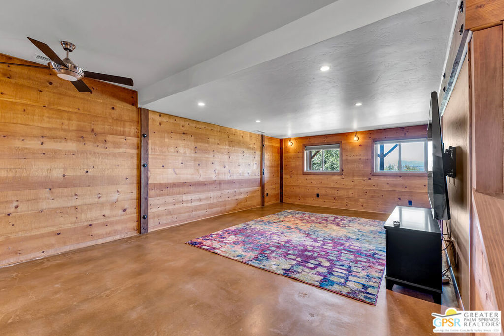 main property photo 58