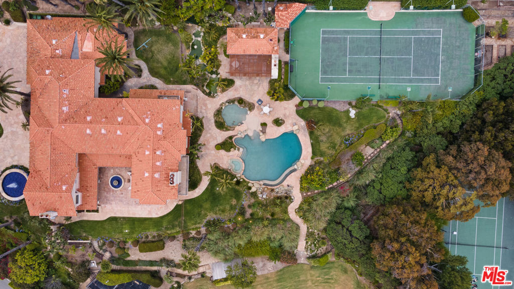 main property photo 49