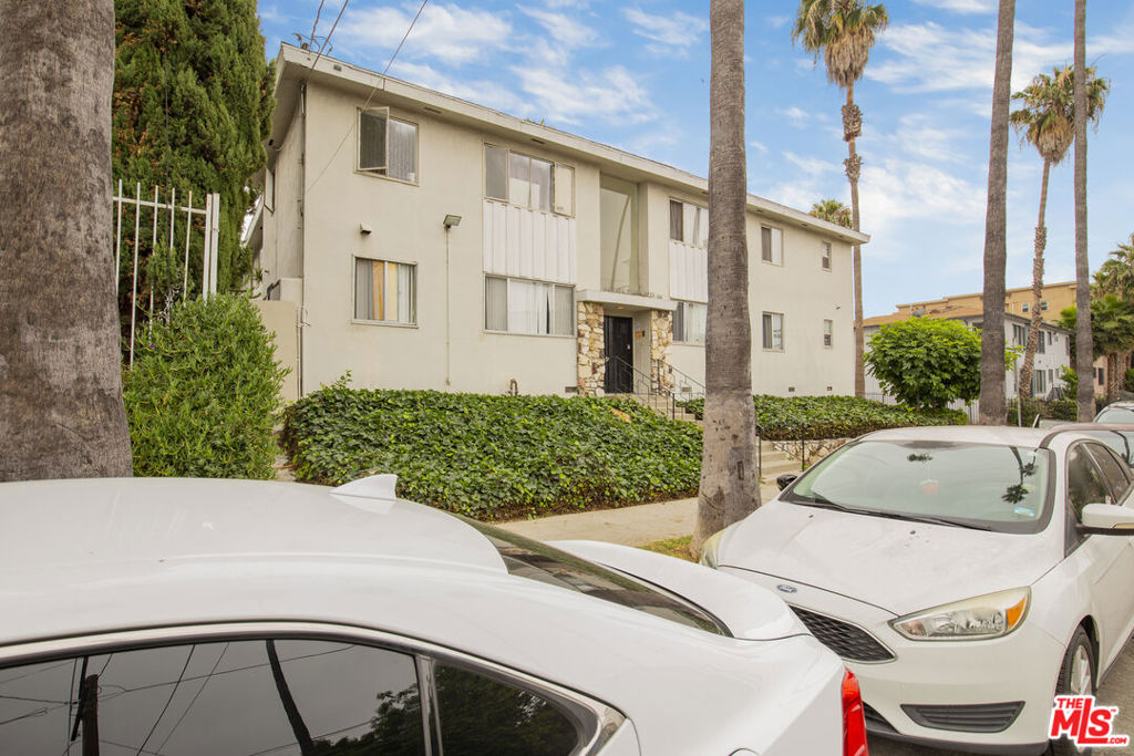 main property photo 12