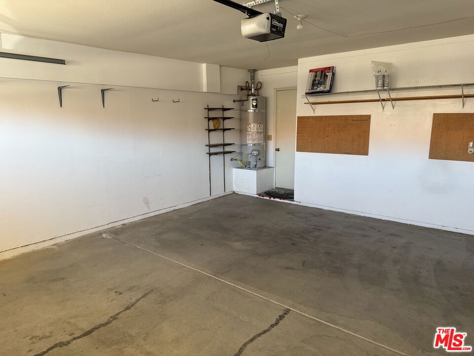 main property photo 50