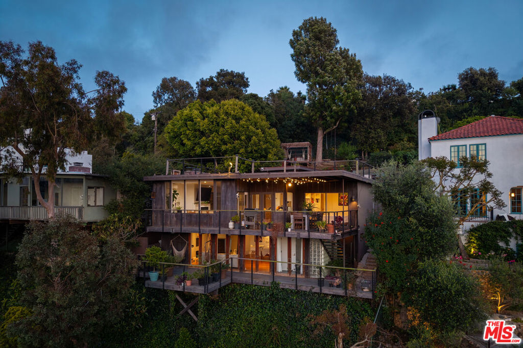 main property photo 33