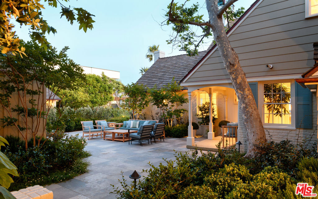 main property photo 50