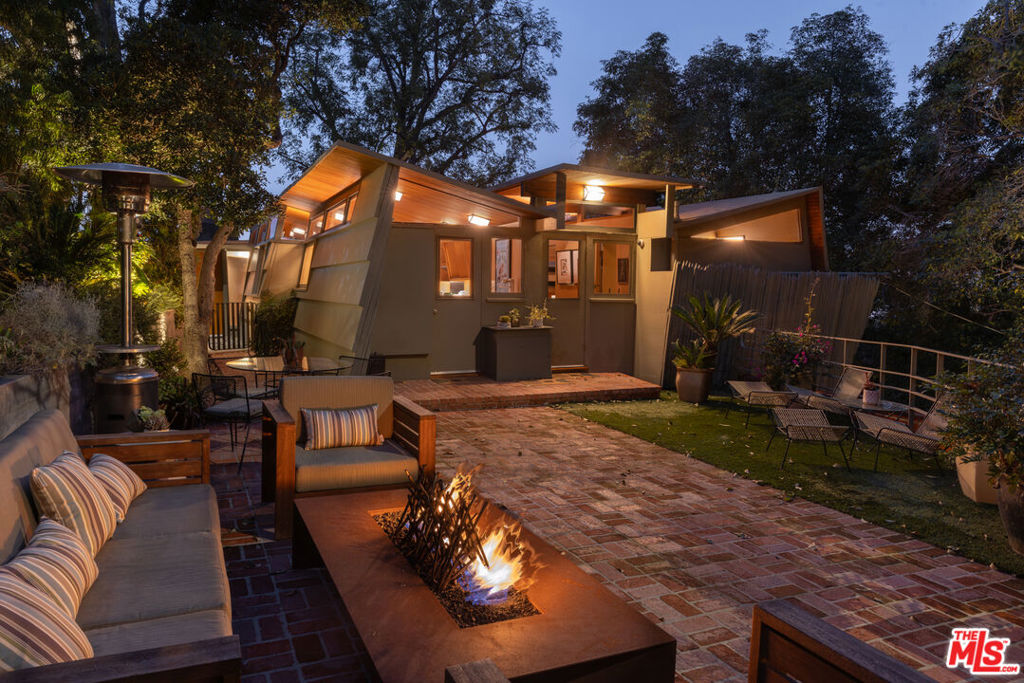 main property photo 38