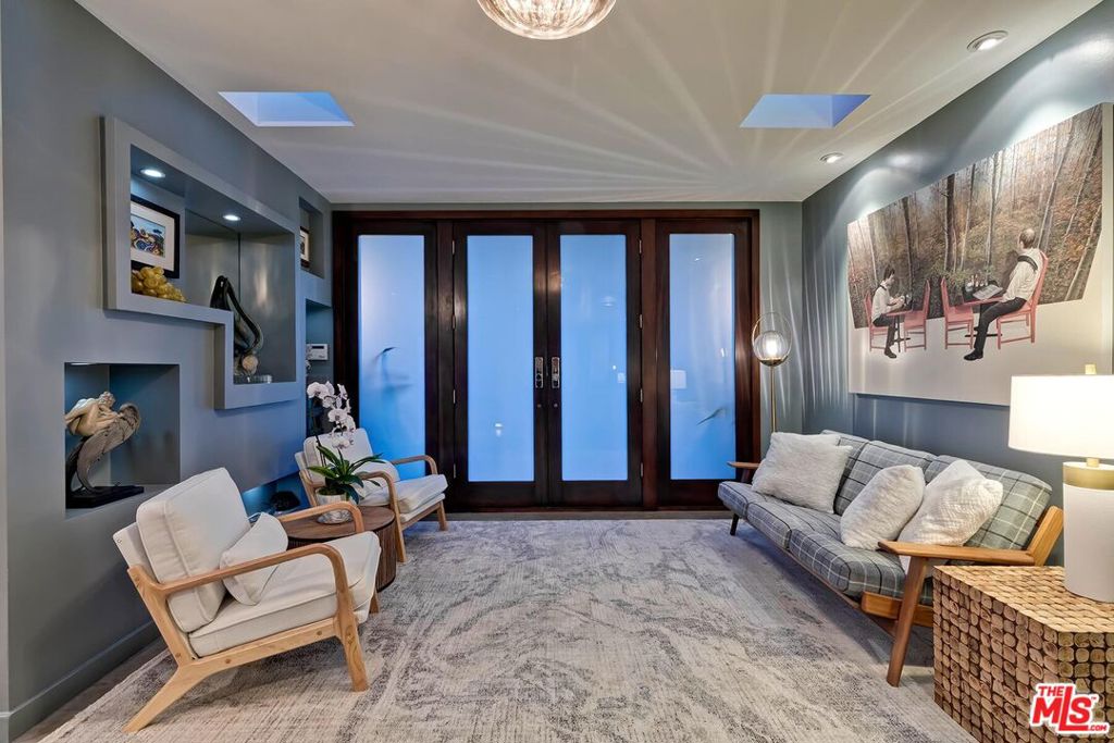 main property photo 49