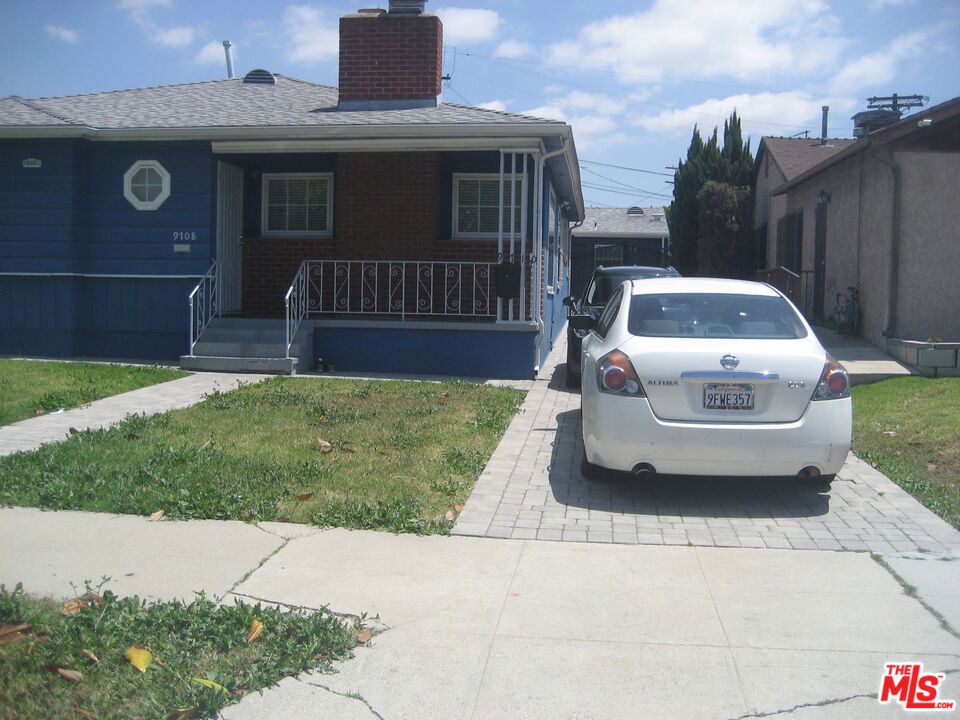 main property photo 1