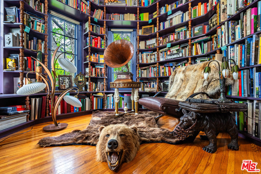 main property photo 3