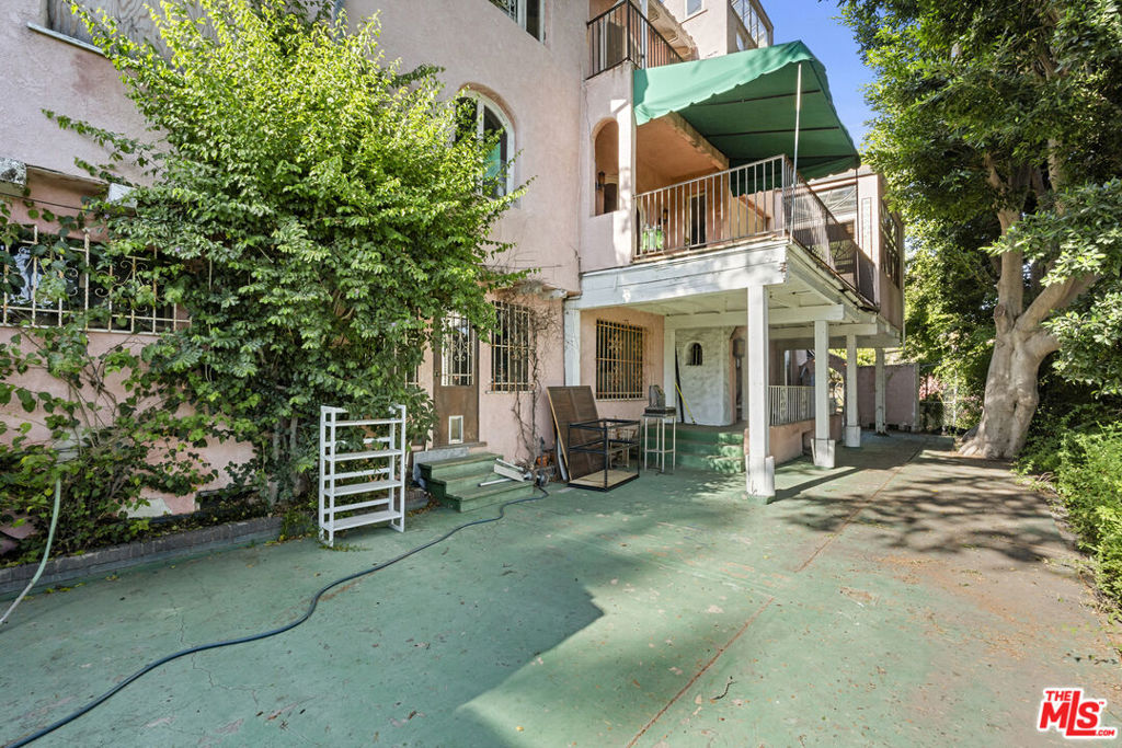 main property photo 24