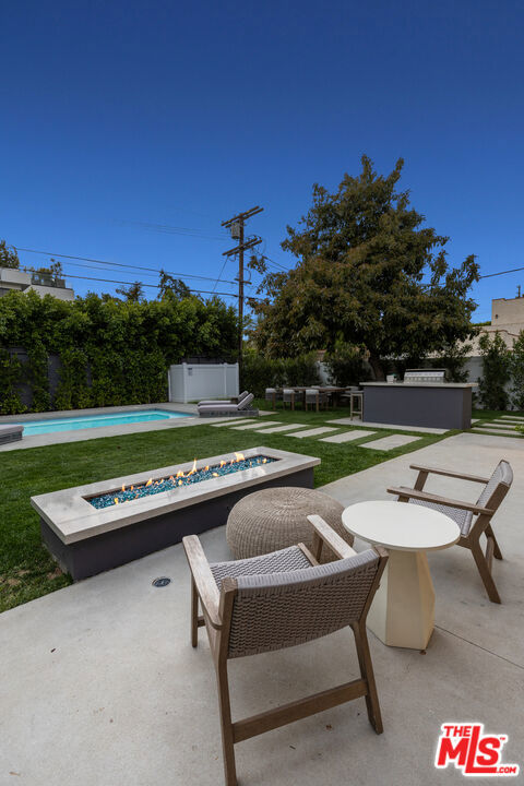 main property photo 68