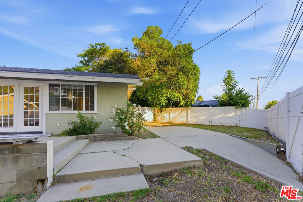 main property photo 63