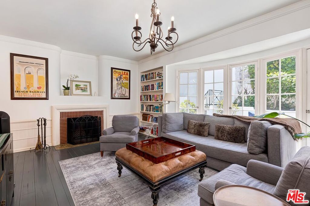 main property photo 5