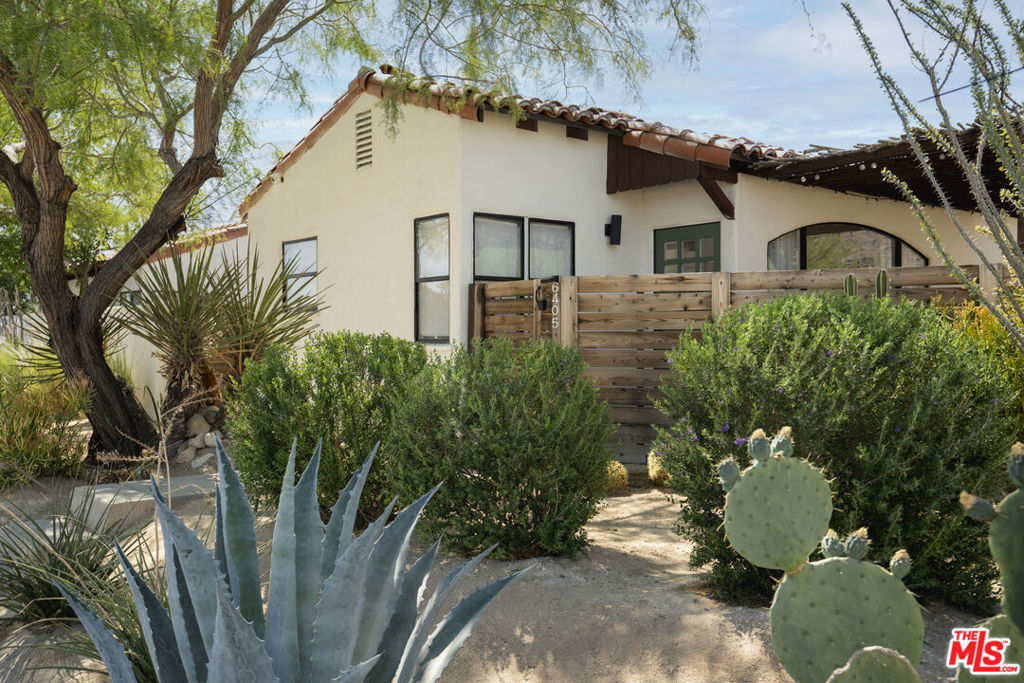 main property photo 18