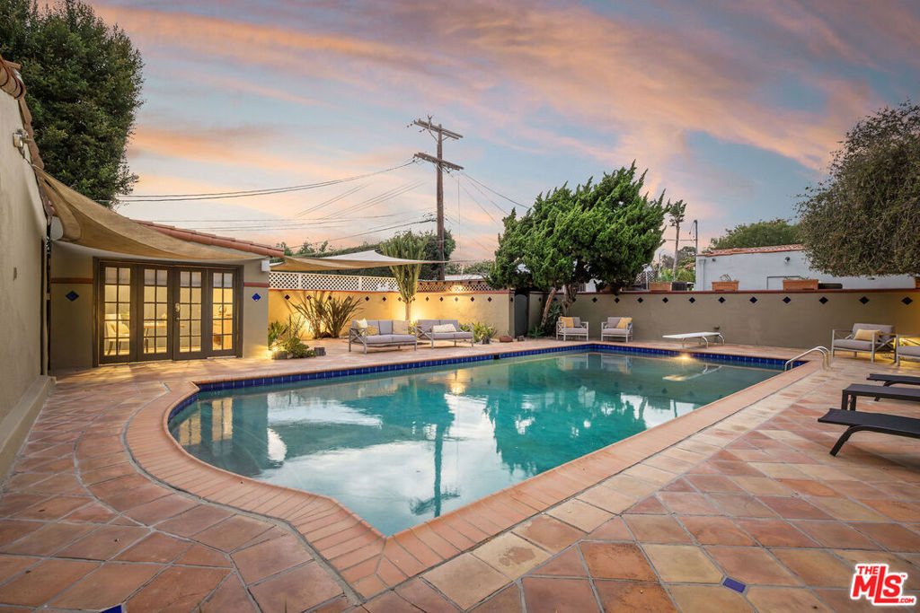 main property photo 49