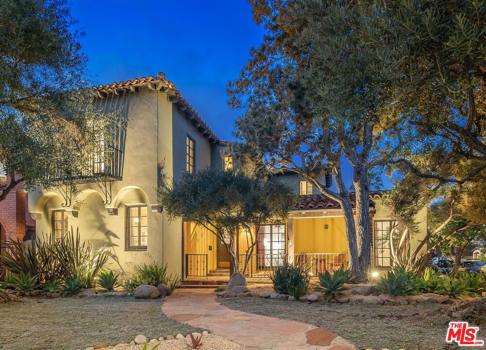 main property photo 54