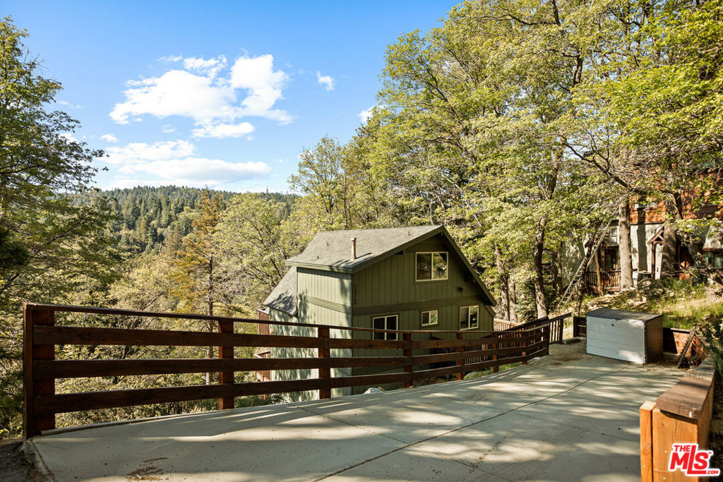 main property photo 37