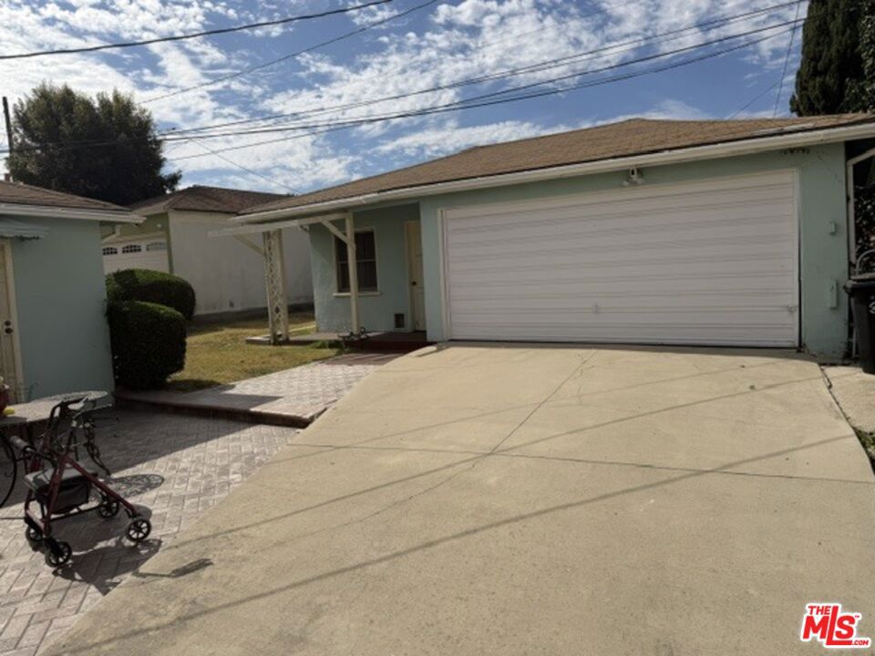 main property photo 60