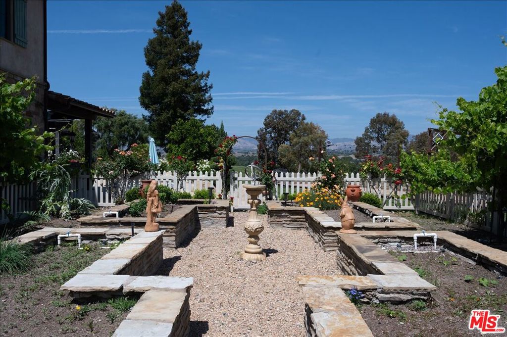 main property photo 65