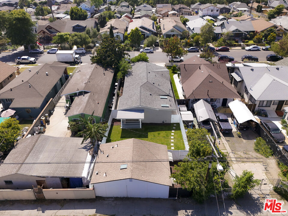 main property photo 47