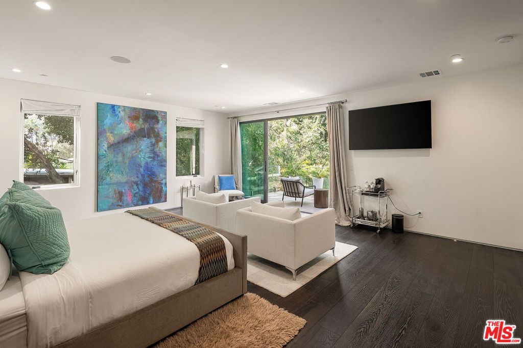 main property photo 61