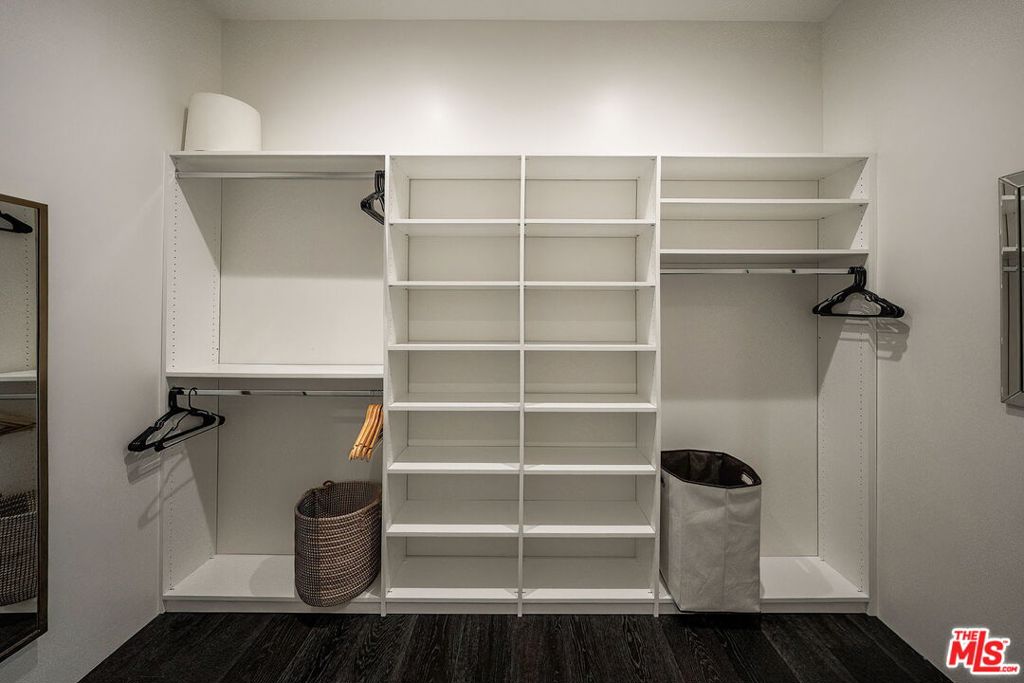 main property photo 65