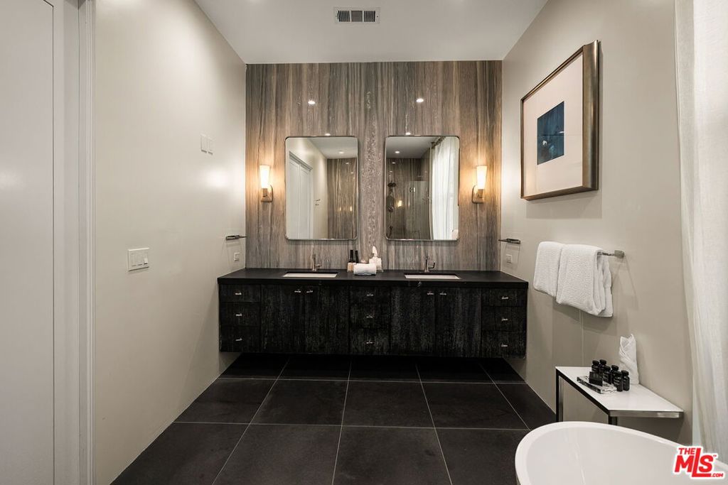 main property photo 67