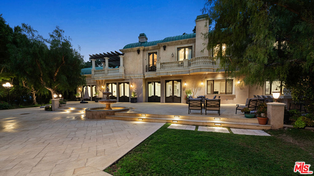 main property photo 37