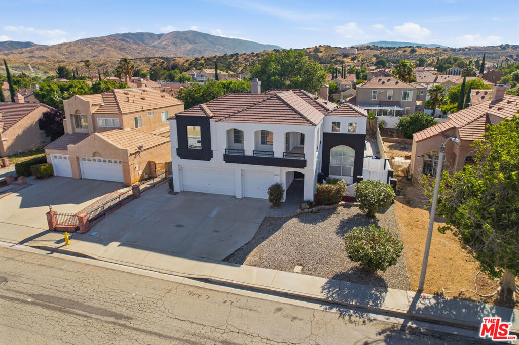 main property photo 22