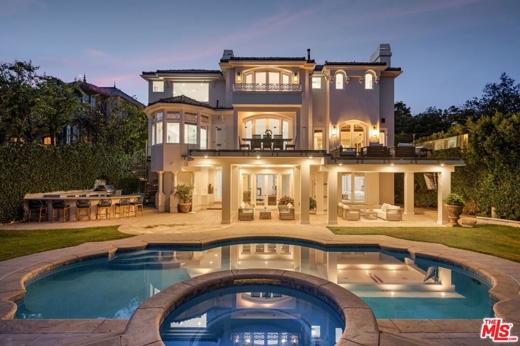 main property photo 2