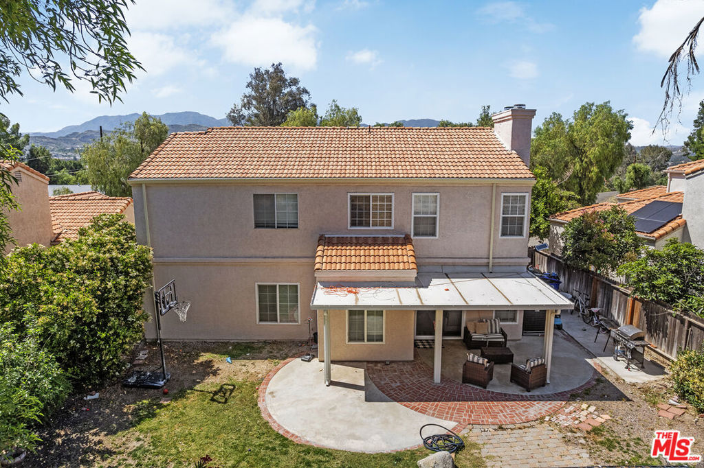 main property photo 8