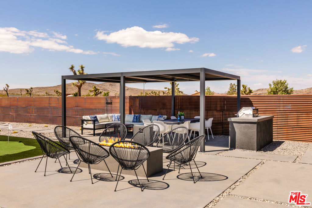 main property photo 60