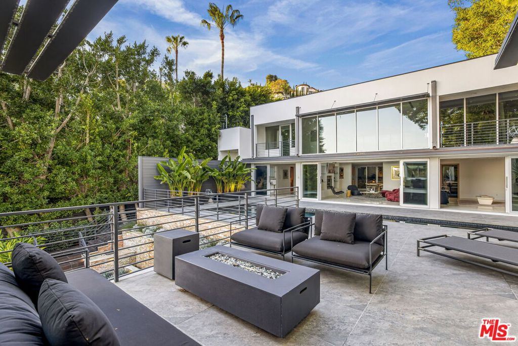 main property photo 15