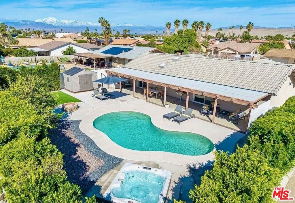 main property photo 2